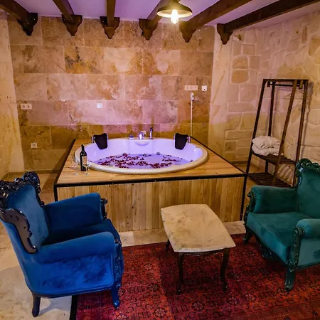 Senior Stone House Hotel